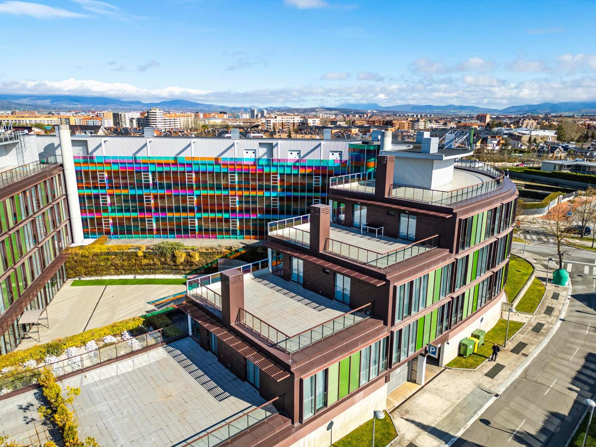 Hotel Jardines De Uleta Suites Vitoria-Gasteiz Eksteriør billede