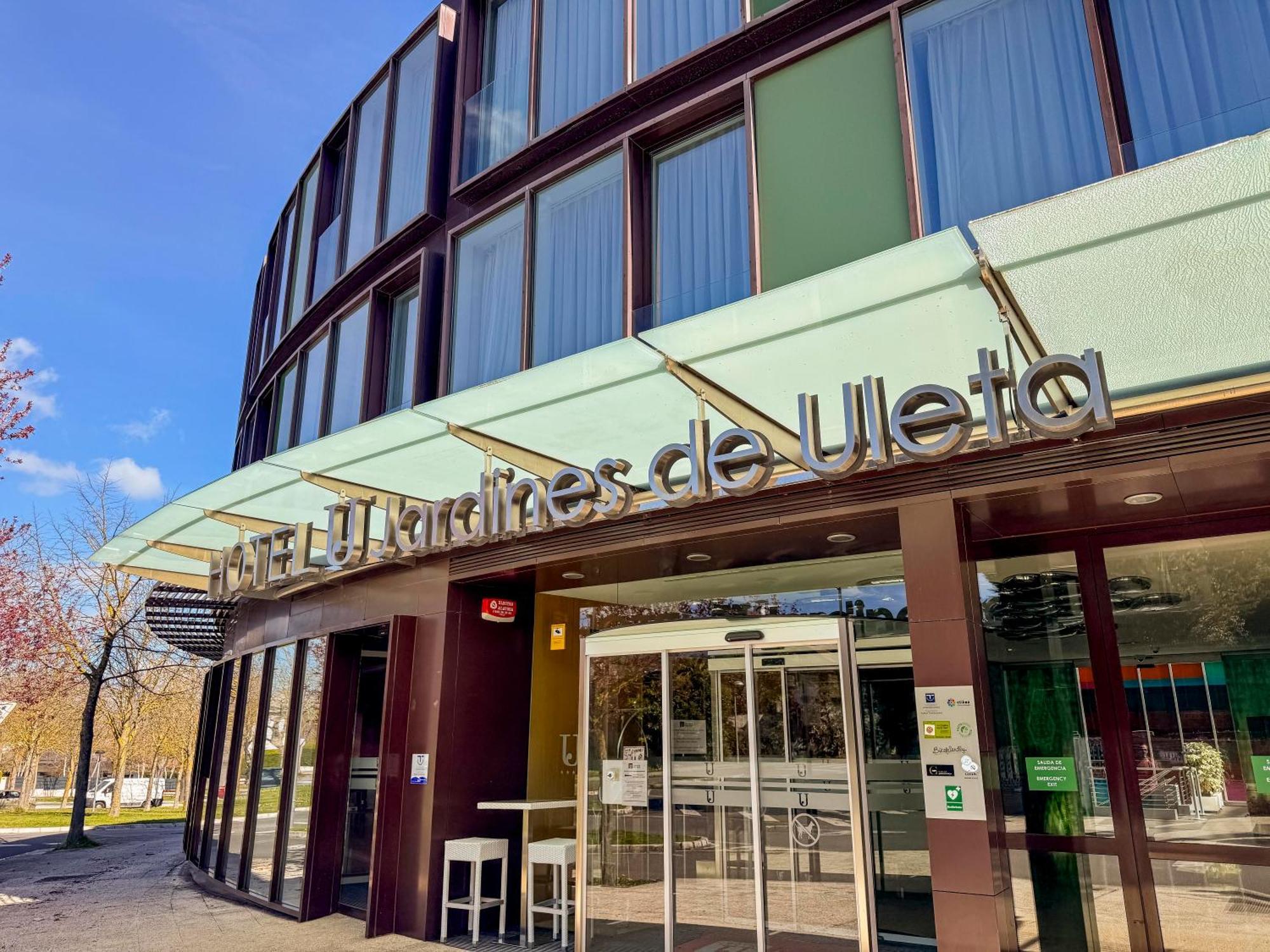 Hotel Jardines De Uleta Suites Vitoria-Gasteiz Eksteriør billede